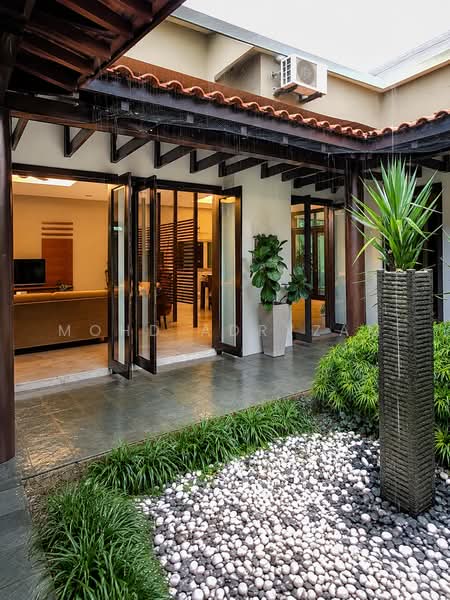 Link Bungalow for Sale in Tropicana (Petaling Jaya) - Mohd Adryzam - Living Room - PropertyGuru.com.my