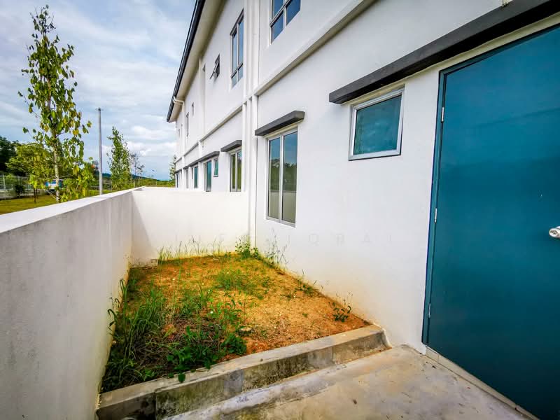 2-storey Terraced House for Sale in Cybersouth (Dengkil) - Aliff Iqbal - Exterior - PropertyGuru.com.my