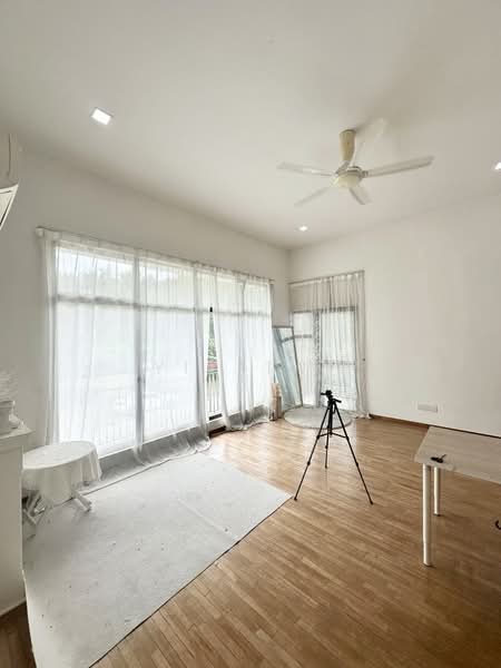 Rumah Kluster untuk Dijual di Taman Adda Heights (Tebrau) - Yik Tat - Interior - PropertyGuru.com.my