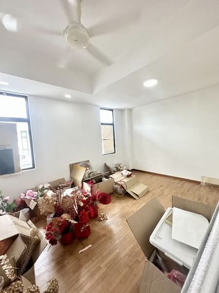Rumah Kluster untuk Dijual di Taman Adda Heights (Tebrau) - Yik Tat - Interior - PropertyGuru.com.my
