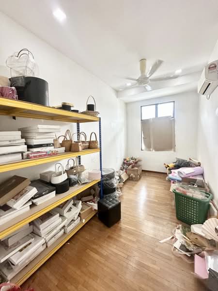 Rumah Kluster untuk Dijual di Taman Adda Heights (Tebrau) - Yik Tat - Interior - PropertyGuru.com.my