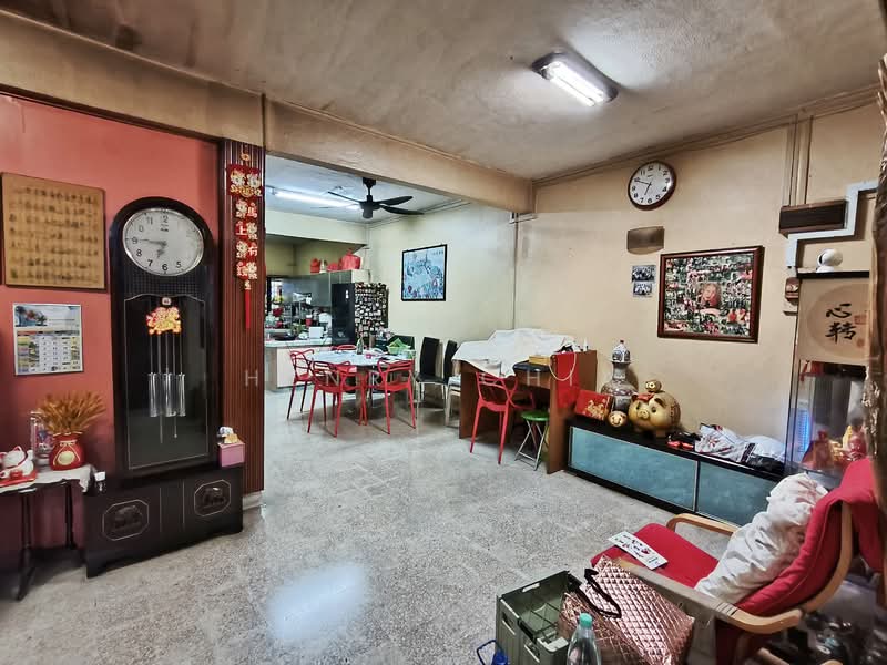 2-storey Terraced House for Sale in Taman Sri Bahtera (Cheras) - Henry Chia - Living Room - PropertyGuru.com.my