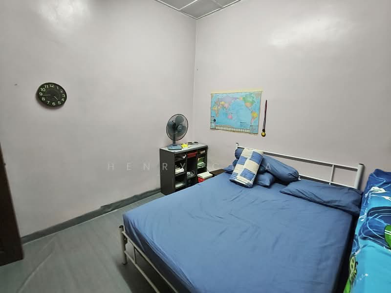 2-storey Terraced House for Sale in Taman Sri Bahtera (Cheras) - Henry Chia - Bedroom - PropertyGuru.com.my