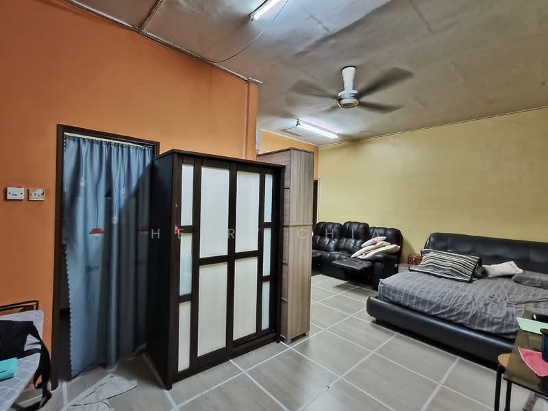 2-storey Terraced House for Sale in Taman Sri Bahtera (Cheras) - Henry Chia - Living Room - PropertyGuru.com.my