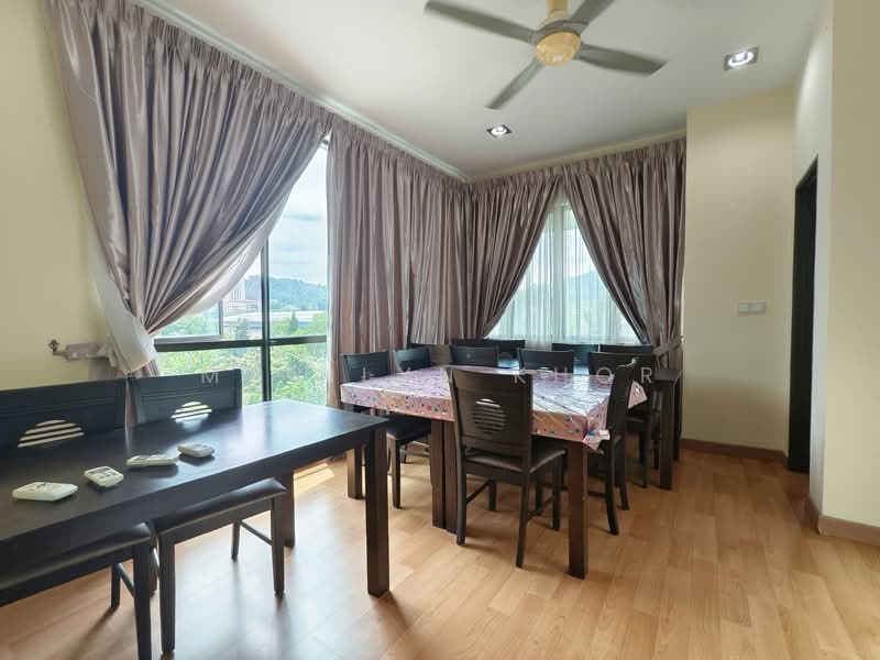 3-storey Terraced House for Rent in Batu Caves (Selangor) - Marilyn Khor - Dining Room - PropertyGuru.com.my