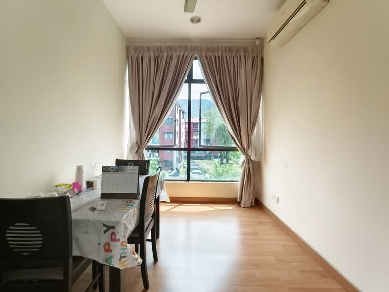 3-storey Terraced House for Rent in Batu Caves (Selangor) - Marilyn Khor - Dining Room - PropertyGuru.com.my