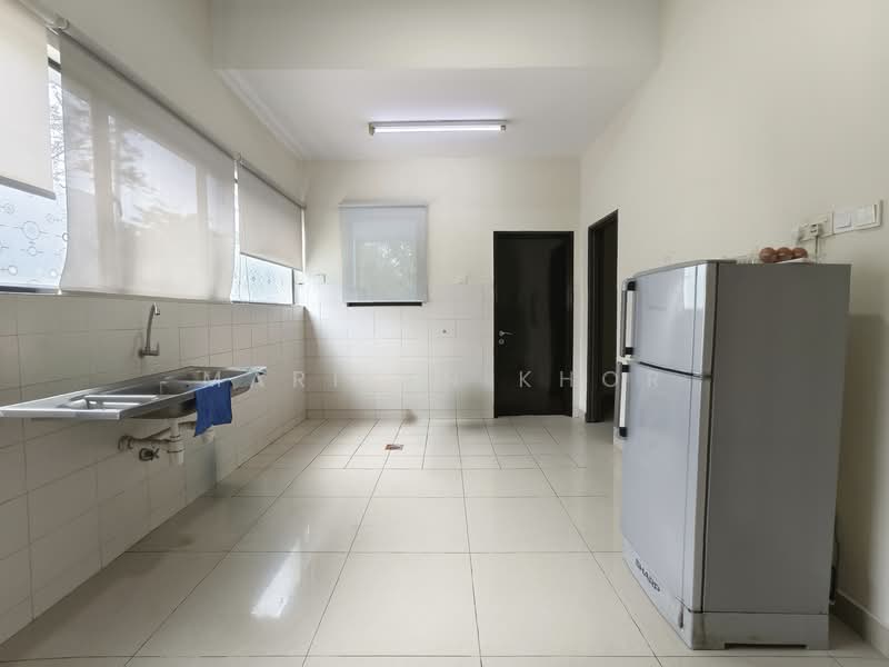 3-storey Terraced House for Rent in Batu Caves (Selangor) - Marilyn Khor - Kitchen - PropertyGuru.com.my