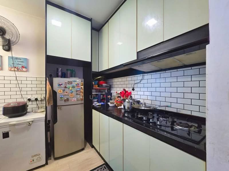 Pangsapuri untuk Dijual di Residensi Laguna Biru 2 - Muin Mn - Kitchen - PropertyGuru.com.my