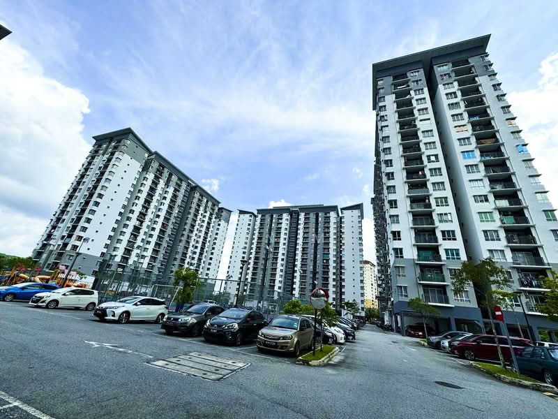 Pangsapuri untuk Dijual di Residensi Laguna Biru 2 - Muin Mn - Exterior - PropertyGuru.com.my