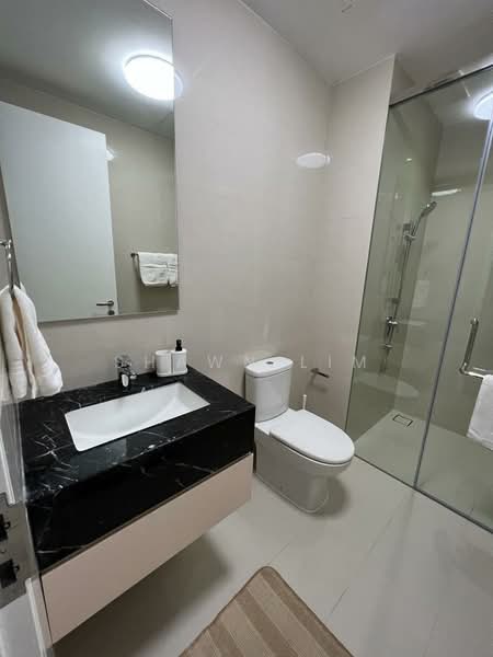 Service Residence for Sale at Pavilion Ceylon Hill - Shawn Lim - Bathroom - PropertyGuru.com.my