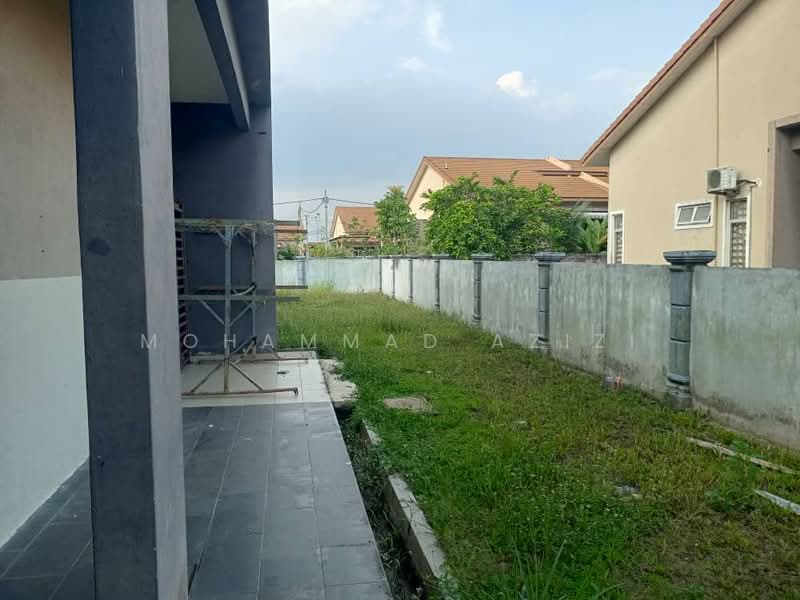 Semi-Detached House for Sale in Kuantan (Pahang) - Mohammad Azizi - Exterior - PropertyGuru.com.my