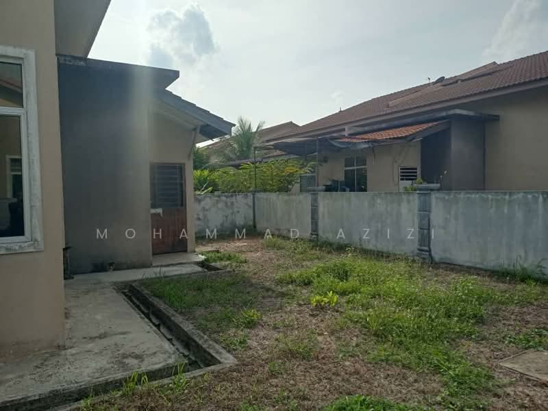 Semi-Detached House for Sale in Kuantan (Pahang) - Mohammad Azizi - Exterior - PropertyGuru.com.my