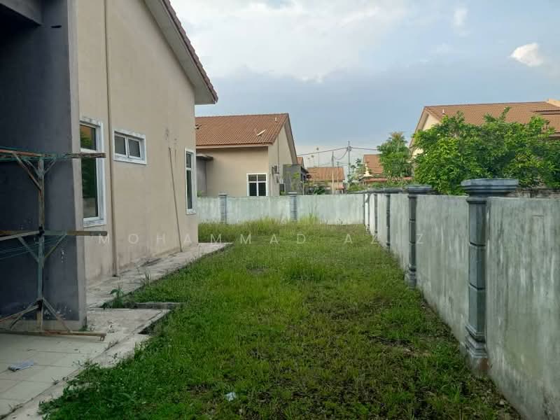 Semi-Detached House for Sale in Kuantan (Pahang) - Mohammad Azizi - Exterior - PropertyGuru.com.my