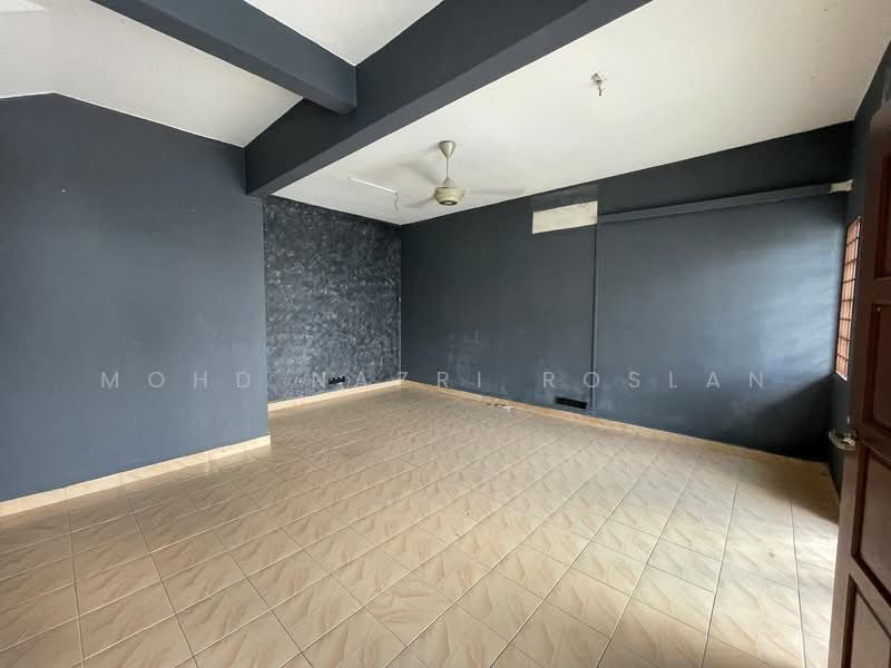 Rumah Teres 2 Tingkat untuk Dijual di Usj 12 (Subang Jaya) - Mohd Nazri Roslan - Interior - PropertyGuru.com.my