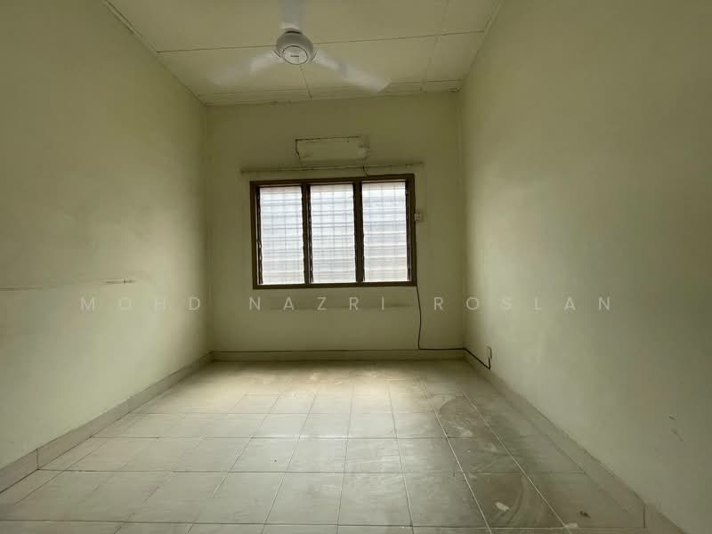 Rumah Teres 2 Tingkat untuk Dijual di Usj 12 (Subang Jaya) - Mohd Nazri Roslan - Interior - PropertyGuru.com.my