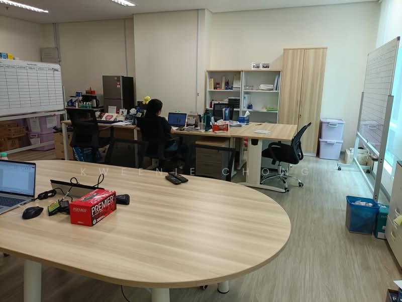 Office for Sale in KLCC (KL City Centre) - Kweenie Chong - Study - PropertyGuru.com.my