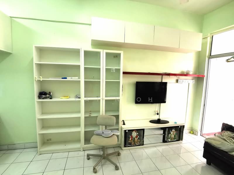 Apartment for Sale at Pangsapuri Daisy - KAT NEOH - Living Room - PropertyGuru.com.my