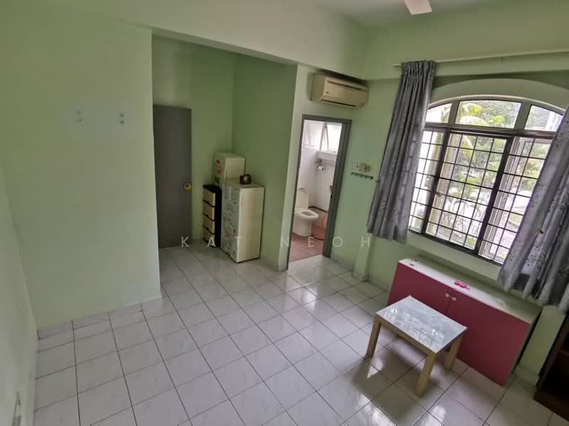 Apartment for Sale at Pangsapuri Daisy - KAT NEOH - Bathroom - PropertyGuru.com.my