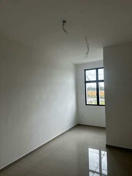 Rumah Teres 2 Tingkat untuk Disewa di Bandar Layangkasa (Pasir Gudang) - June Teo - PropertyGuru.com.my