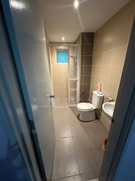 Servis Apartment untuk Disewa di Serviced Residence @ Razak City Residences (RC Residences) - Mikki Pau - Bathroom - PropertyGuru.com.my