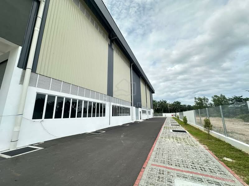 Detached Factory for Sale in Puncak Alam (Selangor) - Vivian Lee - Exterior - PropertyGuru.com.my
