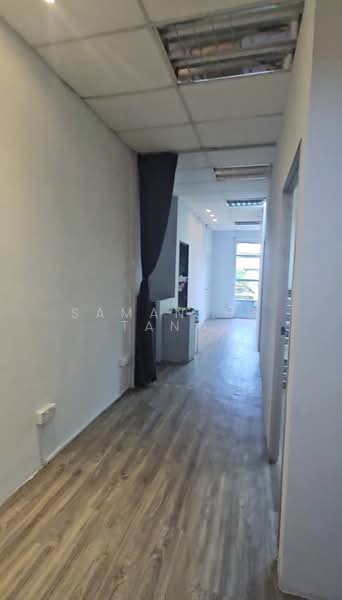 Shop / Office for Rent in Iskandar Puteri (Nusajaya) (Johor) - Samantha Tang - Corridor - PropertyGuru.com.my