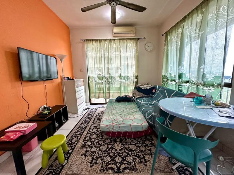 Condominium for Sale at Armanee - Muin Mn - Living Room - PropertyGuru.com.my