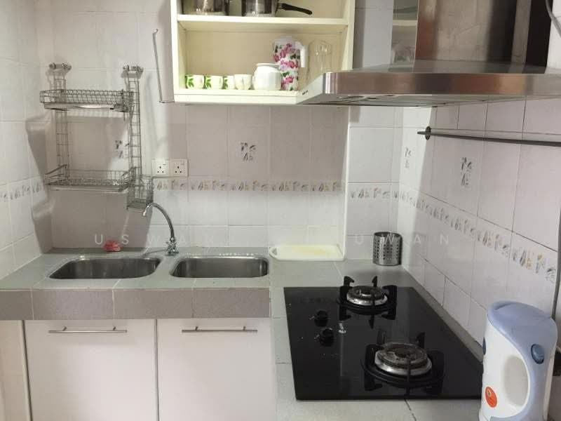 Condominium for Rent at Cyber Heights Villa - Uswani Mazuwan - Kitchen - PropertyGuru.com.my