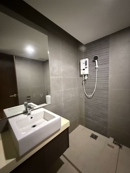 Kondominium untuk Dijual di UBN Tower - Ivan How - Bathroom - PropertyGuru.com.my