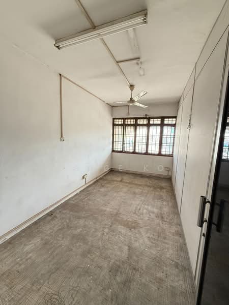 Shop for Sale in Taman Daya (Johor Bahru) - Orange Koh - Interior - PropertyGuru.com.my