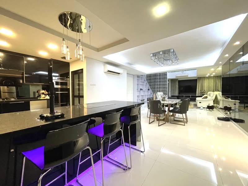 3-storey Terraced House for Sale in Taman Tasik Damai (Sungai Besi) - Jason Vong - Kitchen & Dining view - PropertyGuru.com.my