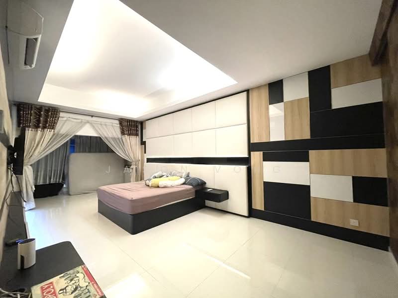 3-storey Terraced House for Sale in Taman Tasik Damai (Sungai Besi) - Jason Vong - Bedroom - PropertyGuru.com.my
