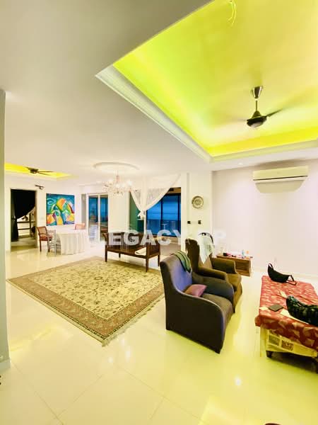 Semi-Detached House for Sale in Rawang (Selangor) - SITI KHAIRIYAH JAAFAR - Living Room - PropertyGuru.com.my