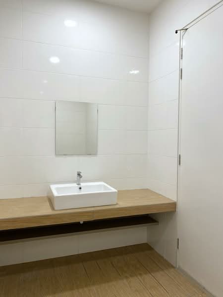 Condominium for Rent at The Parque Residences - Victoria Chew - Bathroom - PropertyGuru.com.my