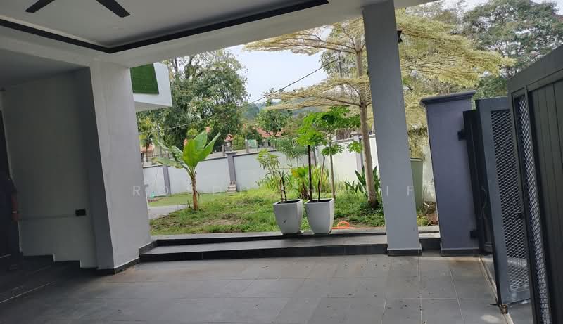 2-storey Terraced House for Sale in Bandar Bukit Beruntung (Bukit Beruntung) - Rosdi Sharif - Exterior - PropertyGuru.com.my