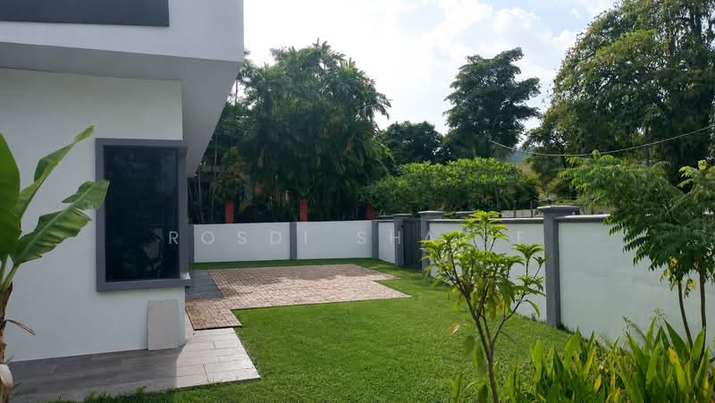2-storey Terraced House for Sale in Bandar Bukit Beruntung (Bukit Beruntung) - Rosdi Sharif - Exterior - PropertyGuru.com.my