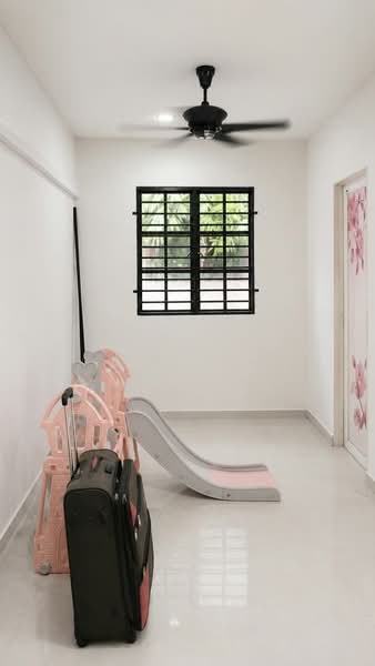 2-storey Terraced House for Sale in Bandar Bukit Beruntung (Bukit Beruntung) - Rosdi Sharif - Interior - PropertyGuru.com.my