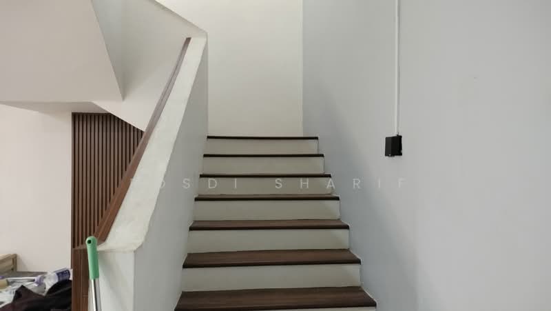 2-storey Terraced House for Sale in Bandar Bukit Beruntung (Bukit Beruntung) - Rosdi Sharif - Interior - PropertyGuru.com.my