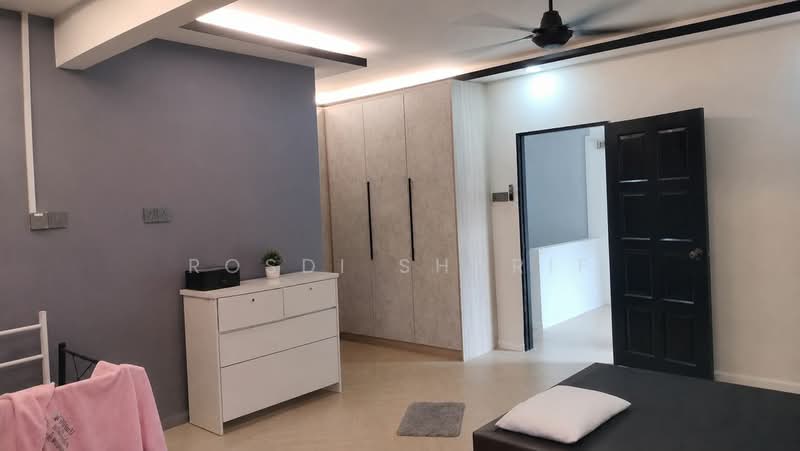 2-storey Terraced House for Sale in Bandar Bukit Beruntung (Bukit Beruntung) - Rosdi Sharif - Bedroom - PropertyGuru.com.my