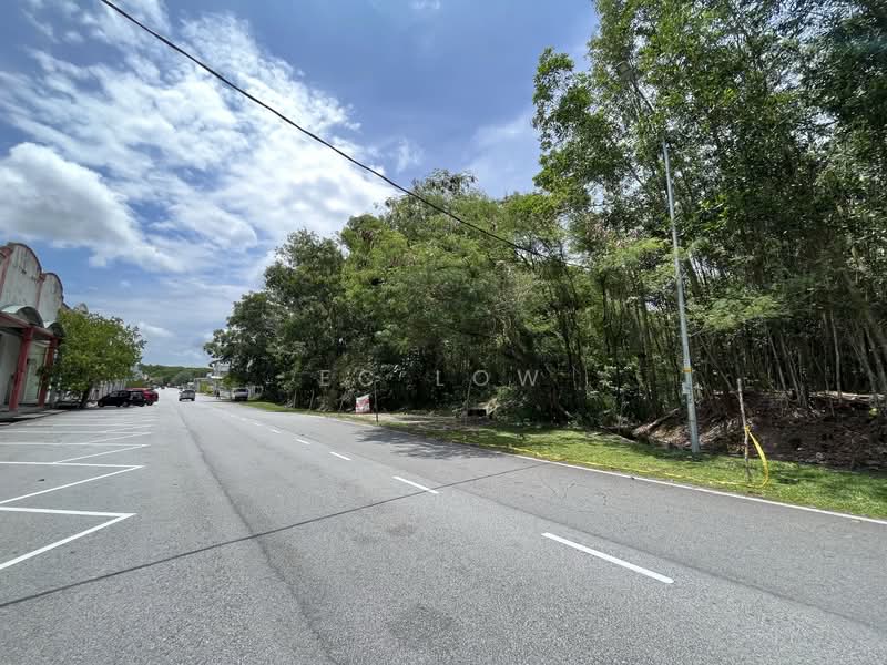 Tanah Perindustrian untuk Dijual di Pajam (Mantin) - EC Low - Exterior - PropertyGuru.com.my