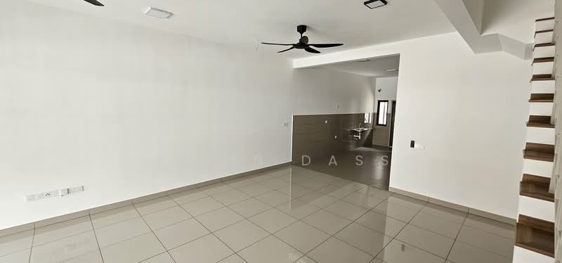 2-storey Terraced House for Sale in Elmina West (Sungai Buloh) - Kevin Dass - Living Room - PropertyGuru.com.my