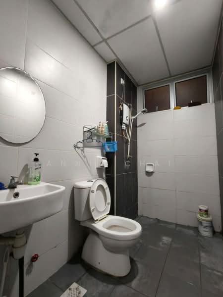 Service Residence for Rent at Larkin Heights - Annie Chai - Bathroom - PropertyGuru.com.my