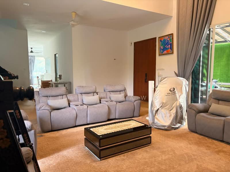 Bungalow for Sale in Lakefront Villa (Cyberjaya) - muharni sawarin - Living Room - PropertyGuru.com.my