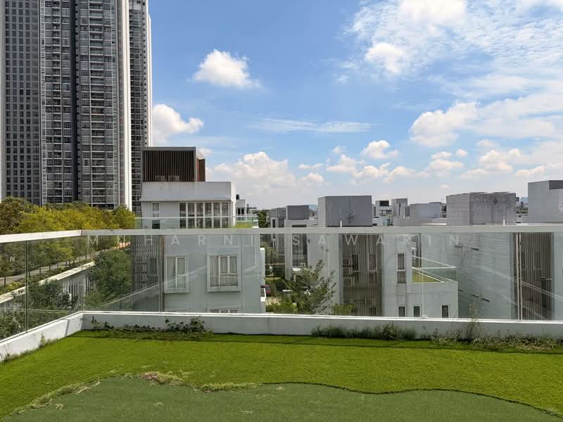 Bungalow for Sale in Lakefront Villa (Cyberjaya) - muharni sawarin - Exterior - PropertyGuru.com.my