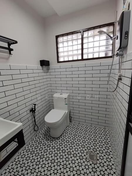 Condominium for Sale at La Thea Residences - Lucus Goh - Bathroom - PropertyGuru.com.my