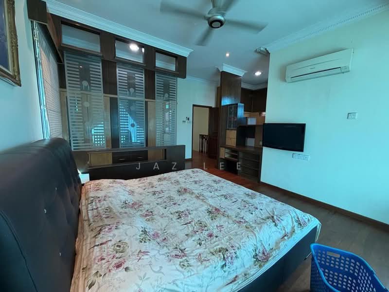 Semi-Detached House for Sale in Taman Sutera (Johor Bahru) - Jaz Lee - Bedroom - PropertyGuru.com.my