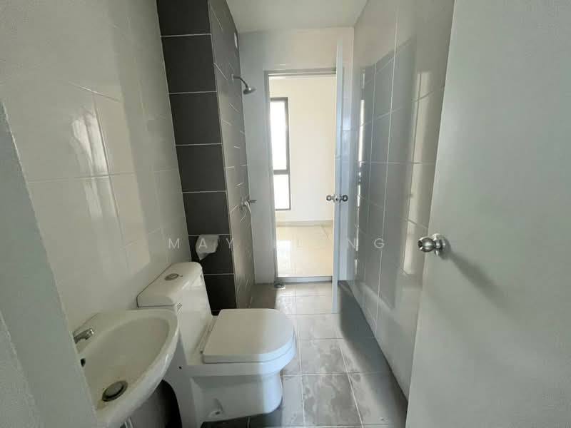 Condominium for Sale at Legendview - May Liong - Bathroom - PropertyGuru.com.my