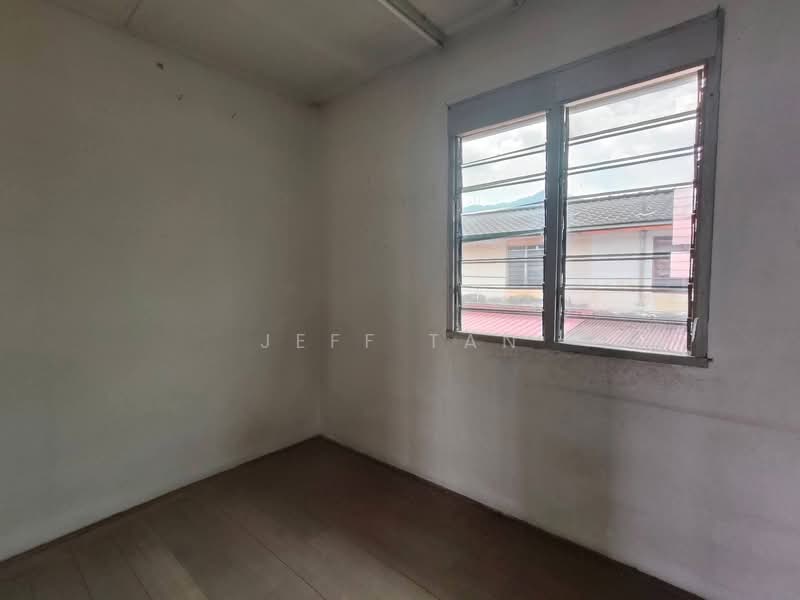 2-storey Terraced House for Sale in Taman Kledang (Menglembu) - Jeff Tan - Interior - PropertyGuru.com.my