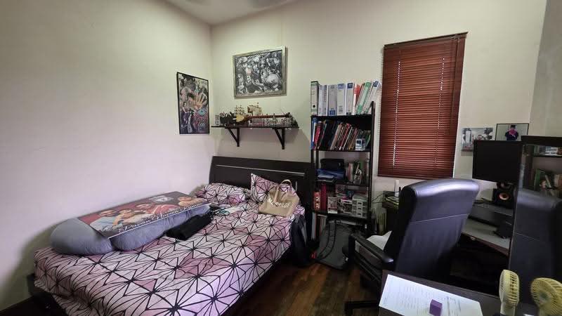 2.5-storey Terraced House for Sale in Kota Kemuning (Shah Alam) - J J - Bedroom - PropertyGuru.com.my