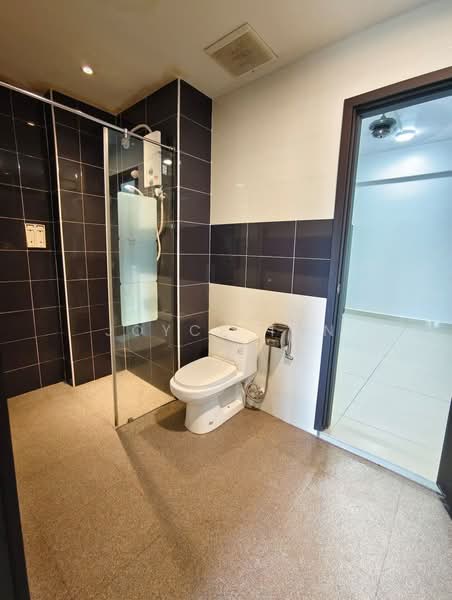 Service Residence for Sale at D'Inspire Residence (Inspira Bestari) - Joyce Tan - Bathroom - PropertyGuru.com.my
